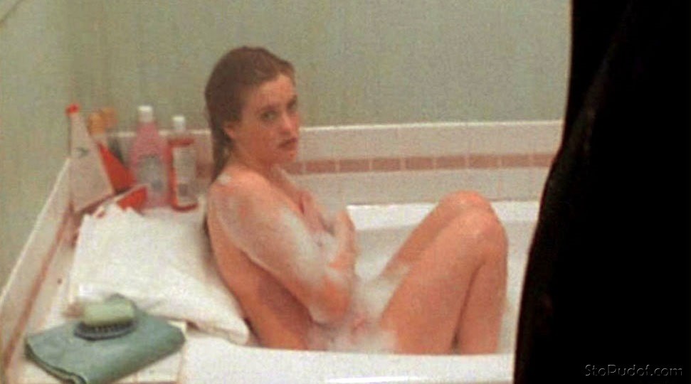 Alicia Silverstone nude movies - UkPhotoSafari
