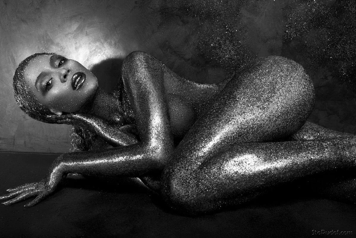 Beyonce naked - UkPhotoSafari