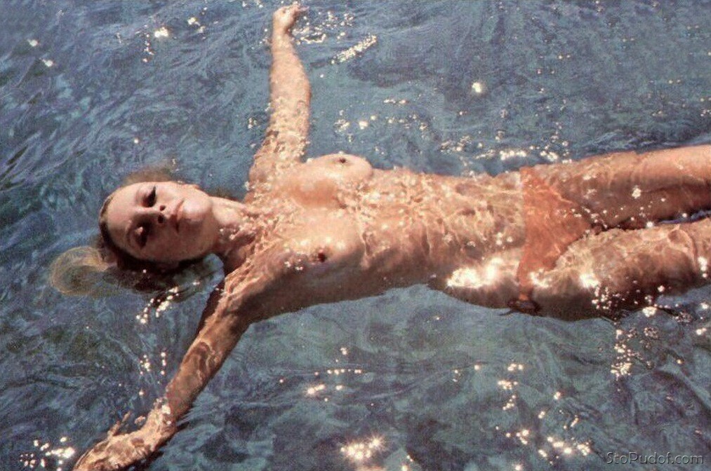 Brigitte Bardot nude pic images - UkPhotoSafari