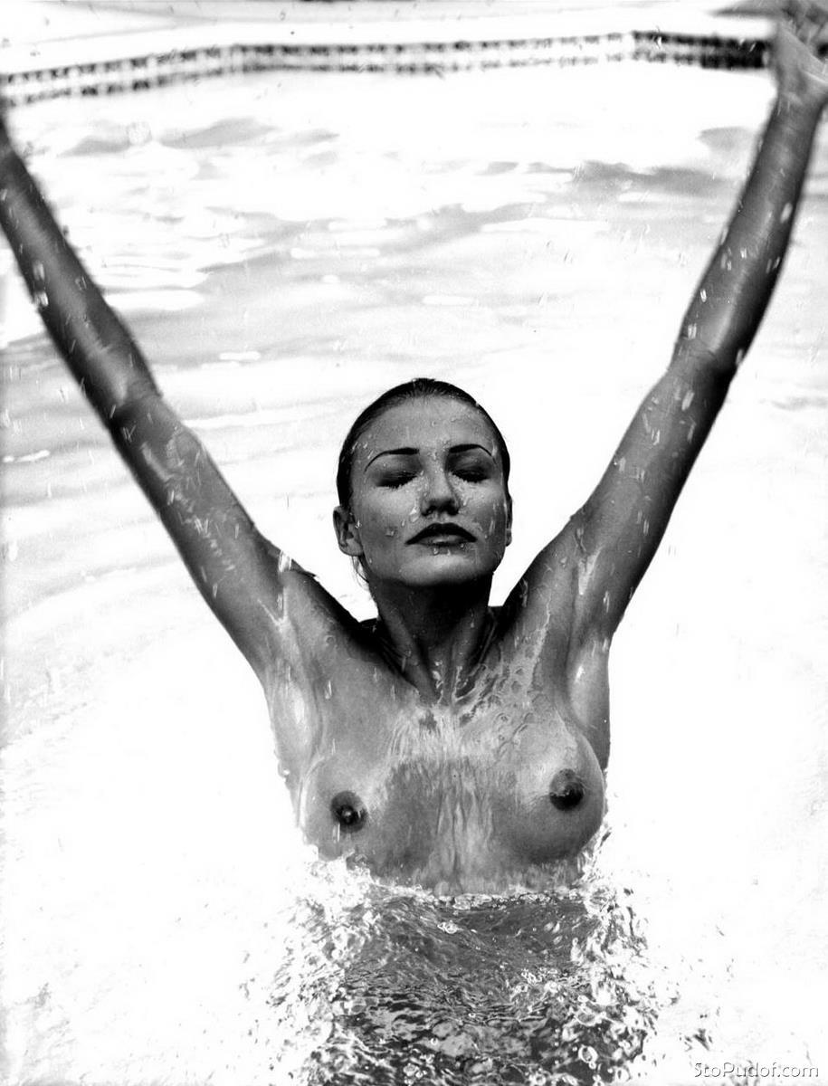 Cameron Diaz naked picture - UkPhotoSafari