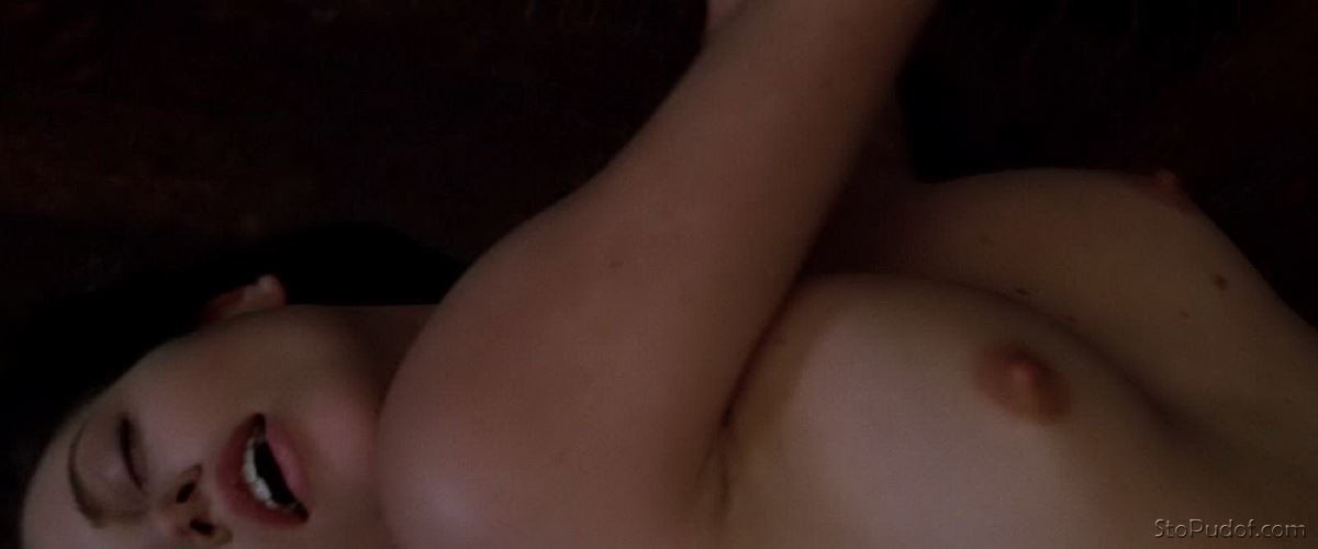 Charlize Theron nude picture site - UkPhotoSafari
