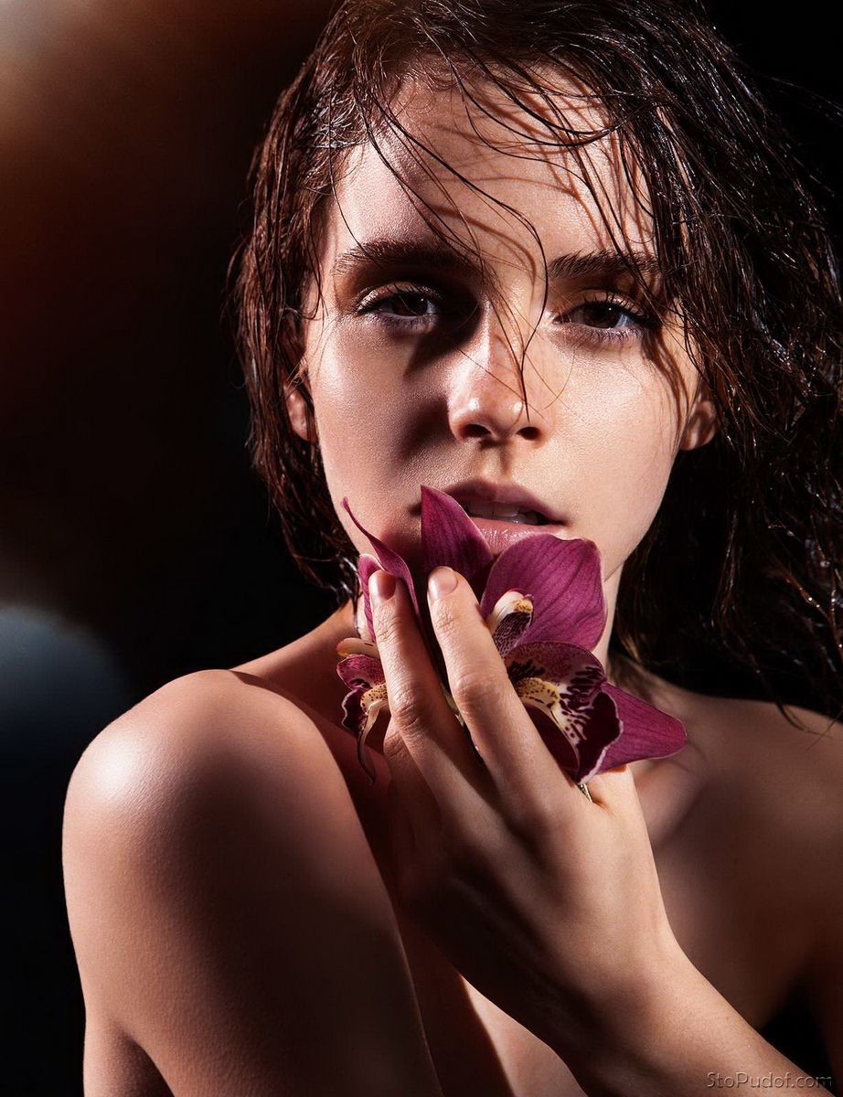 Emma Watson nude - UkPhotoSafari
