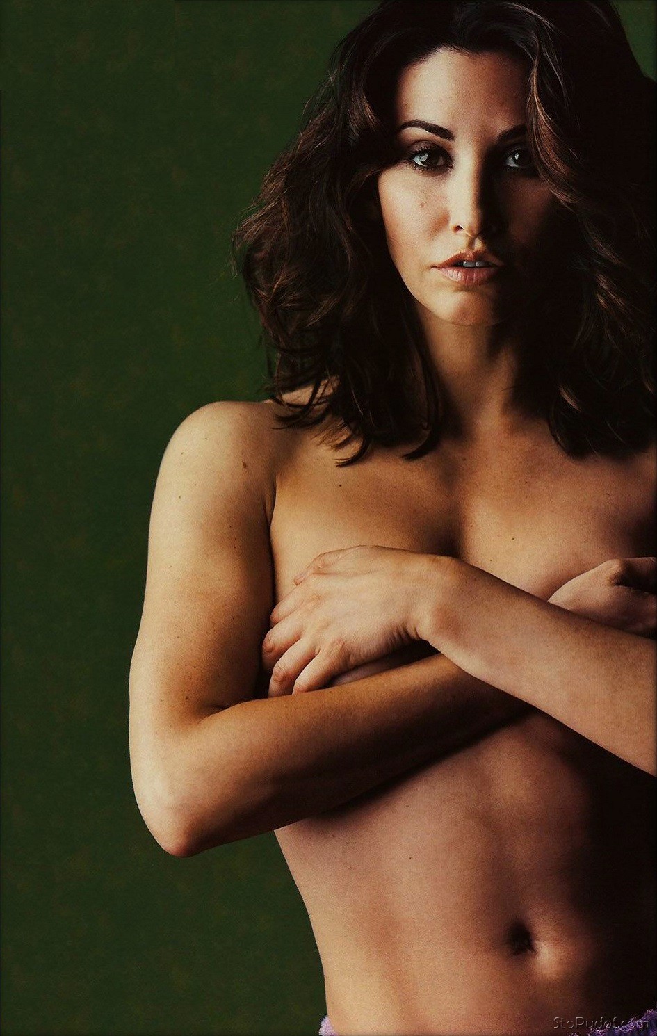 Gina Gershon nude internet photos - UkPhotoSafari