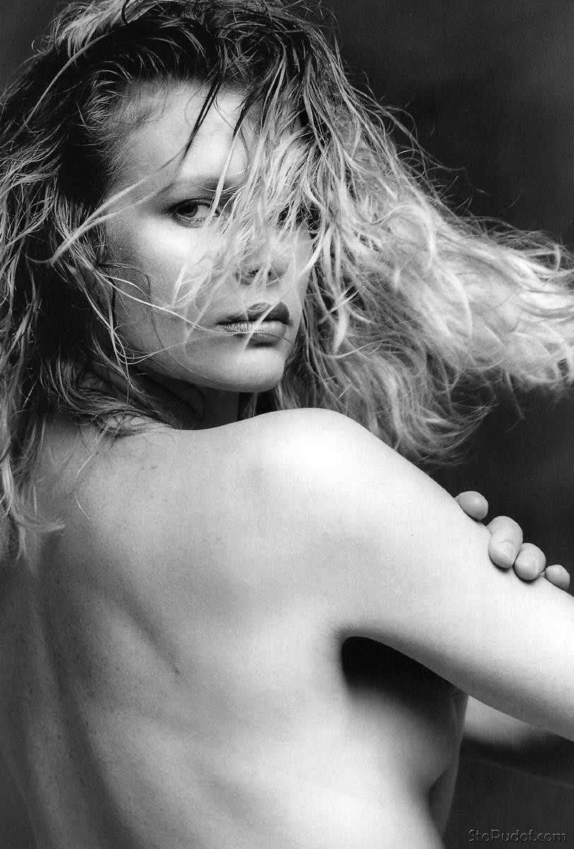 Kim Basinger nude photos pics - UkPhotoSafari