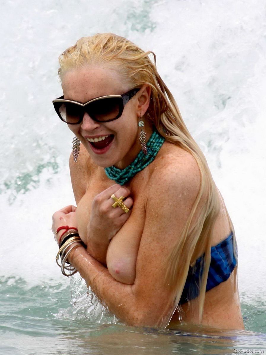 Lindsay Lohan nude galleries - UkPhotoSafari
