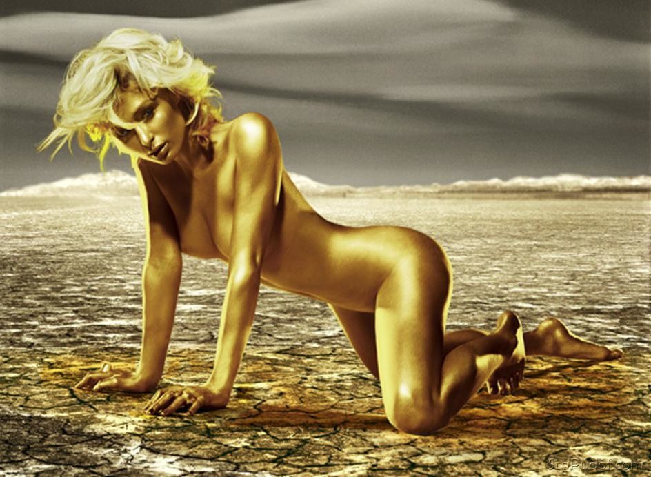 Paris Hilton nude pictures site - UkPhotoSafari