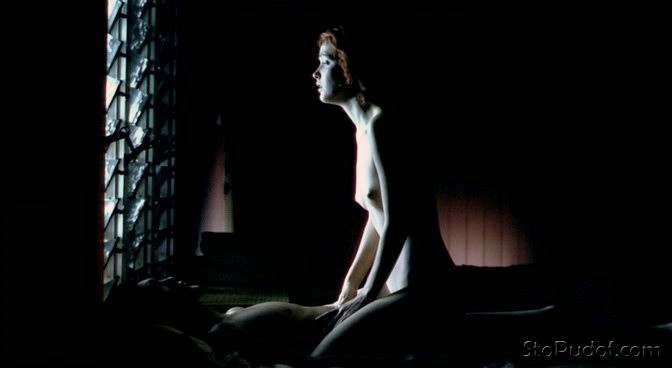 Rose Byrne nude naked - UkPhotoSafari