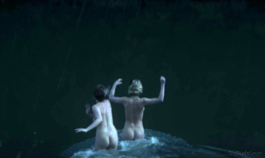 naked picture of Rosamund Pike - UkPhotoSafari