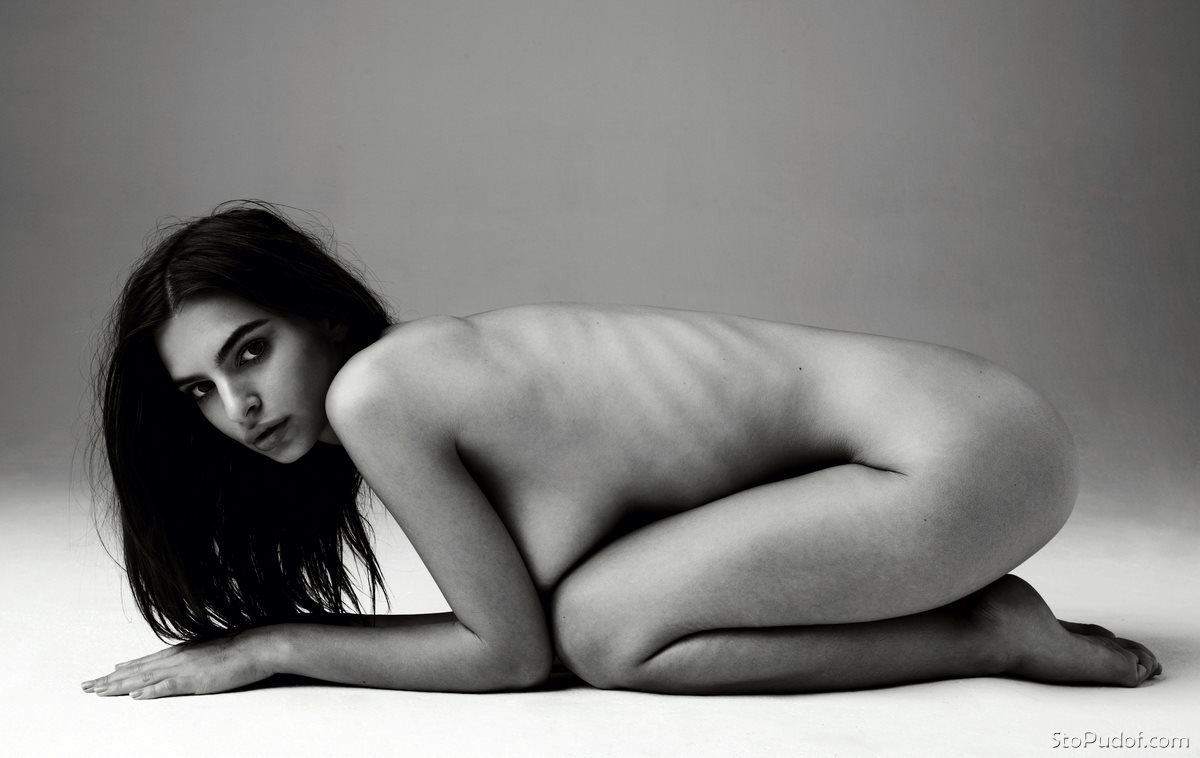 new Emily Ratajkowski nude photos - UkPhotoSafari