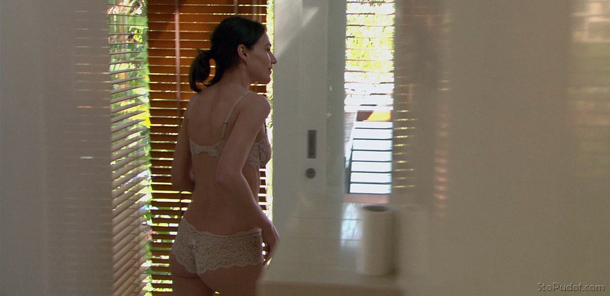 view the nude photos of Claire Forlani - UkPhotoSafari
